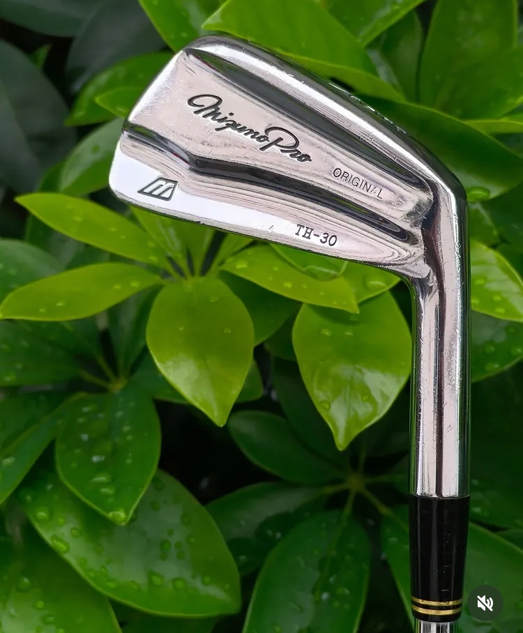 Mizuno Pro – Best of the Rest (c. 1985-1995) – MizunoDBG – vintage